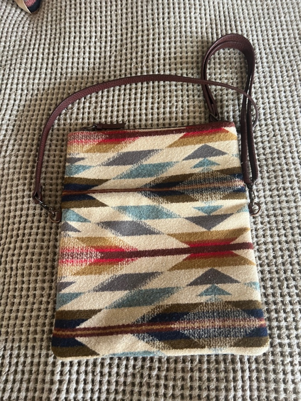 Pendleton Brown and Teal Geometric Foldover Crossbody  wyeth Clutch - Picture 8 of 11
